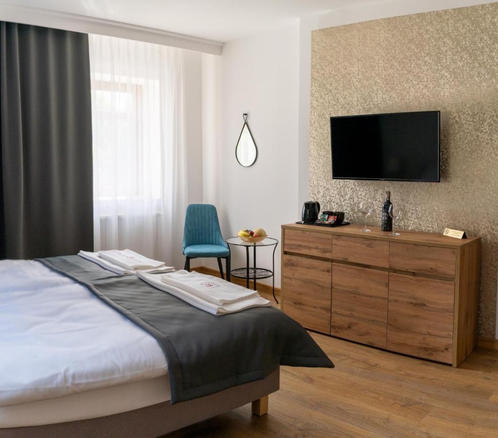 Apartamenty, Boutique Rooms Villa 82, Miejsce Prkingowe 乔左维尔考普尔斯基 外观 照片